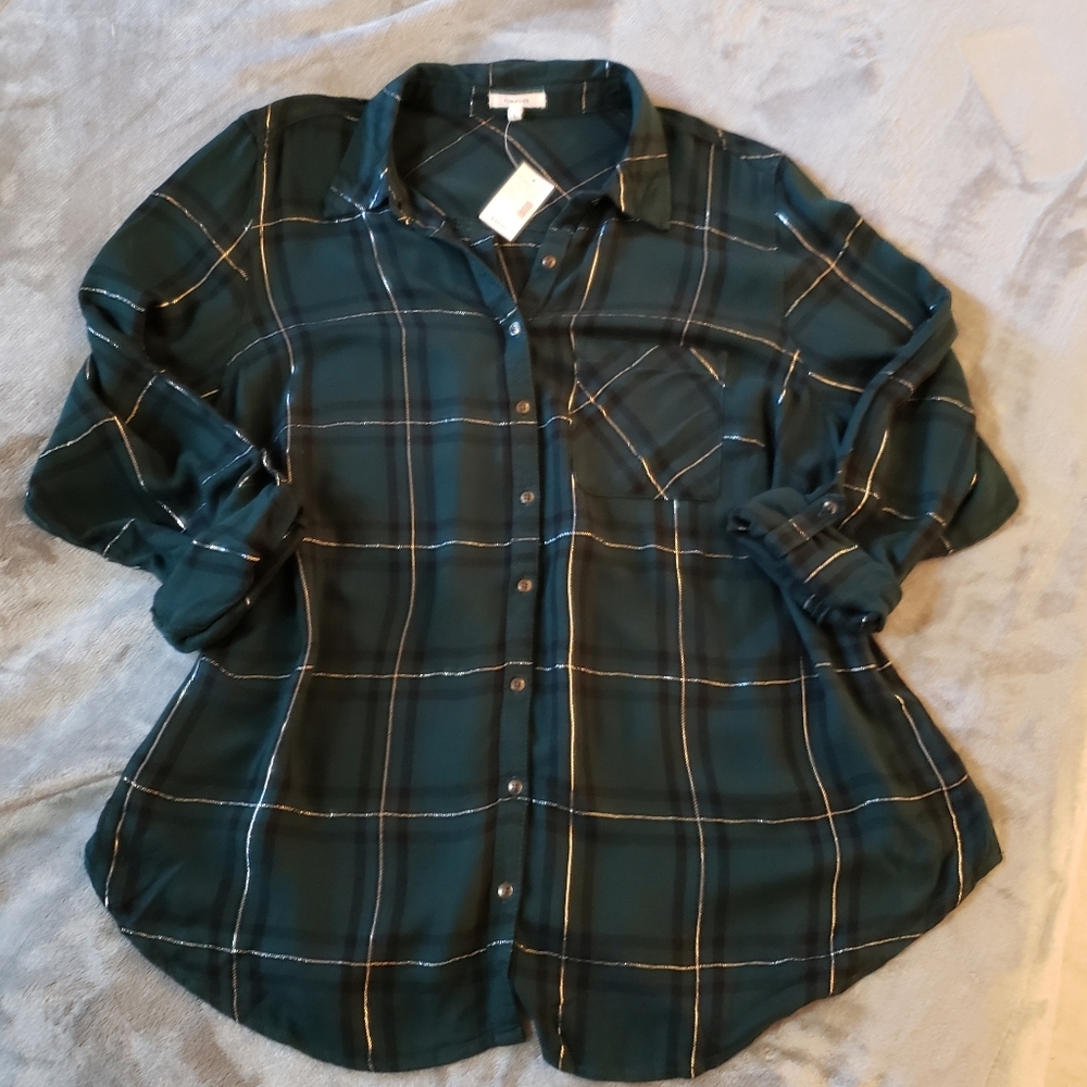 Maurices NWT Dark green plaid button up 1X